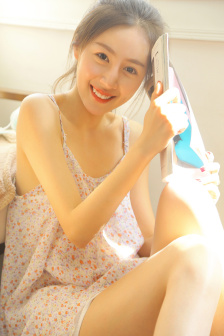 砸钱宝马女